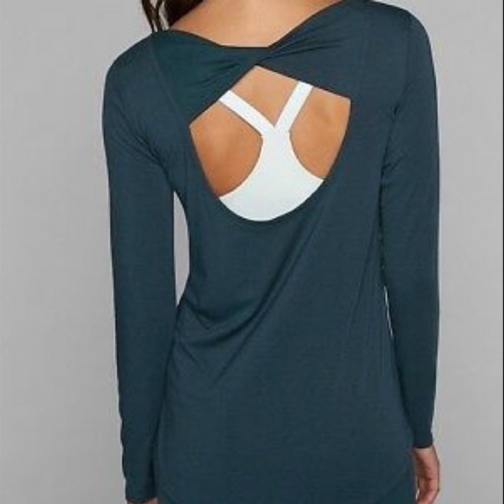 Athleta Open Back Long Sleeve Top M Green Yoga Gym Workout Athleisure - Picture 6 of 7